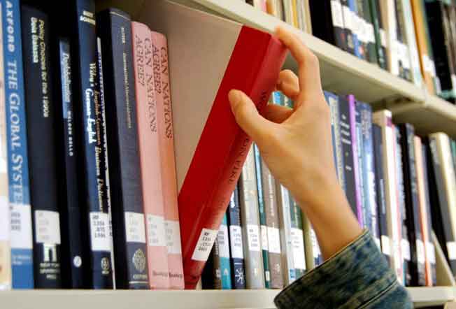 練就氣質(zhì)女生、男生的暑假推薦書單